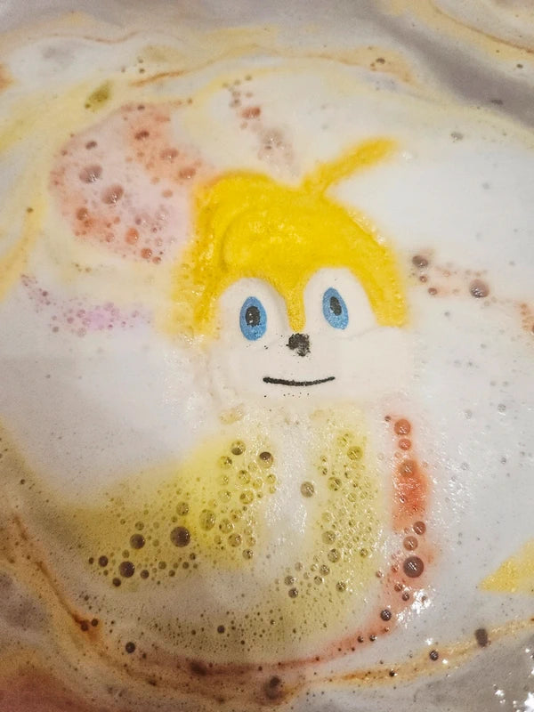 Tails Bath bomb