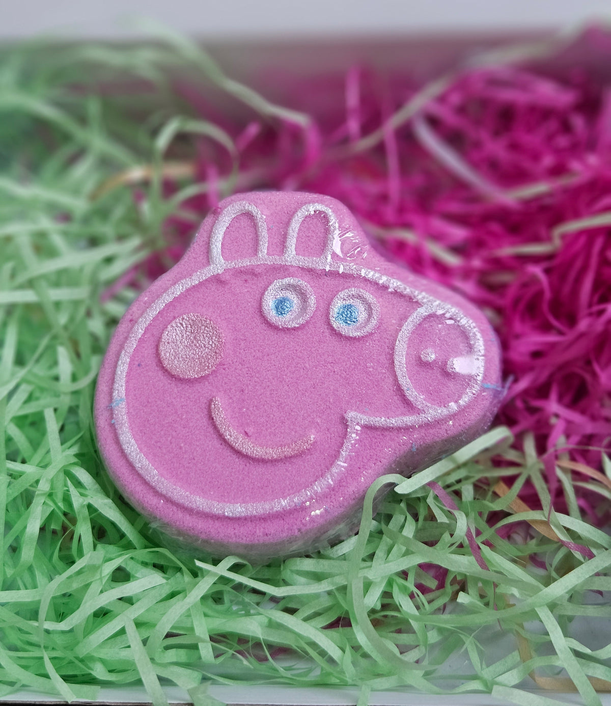 Pink Pig bath bomb