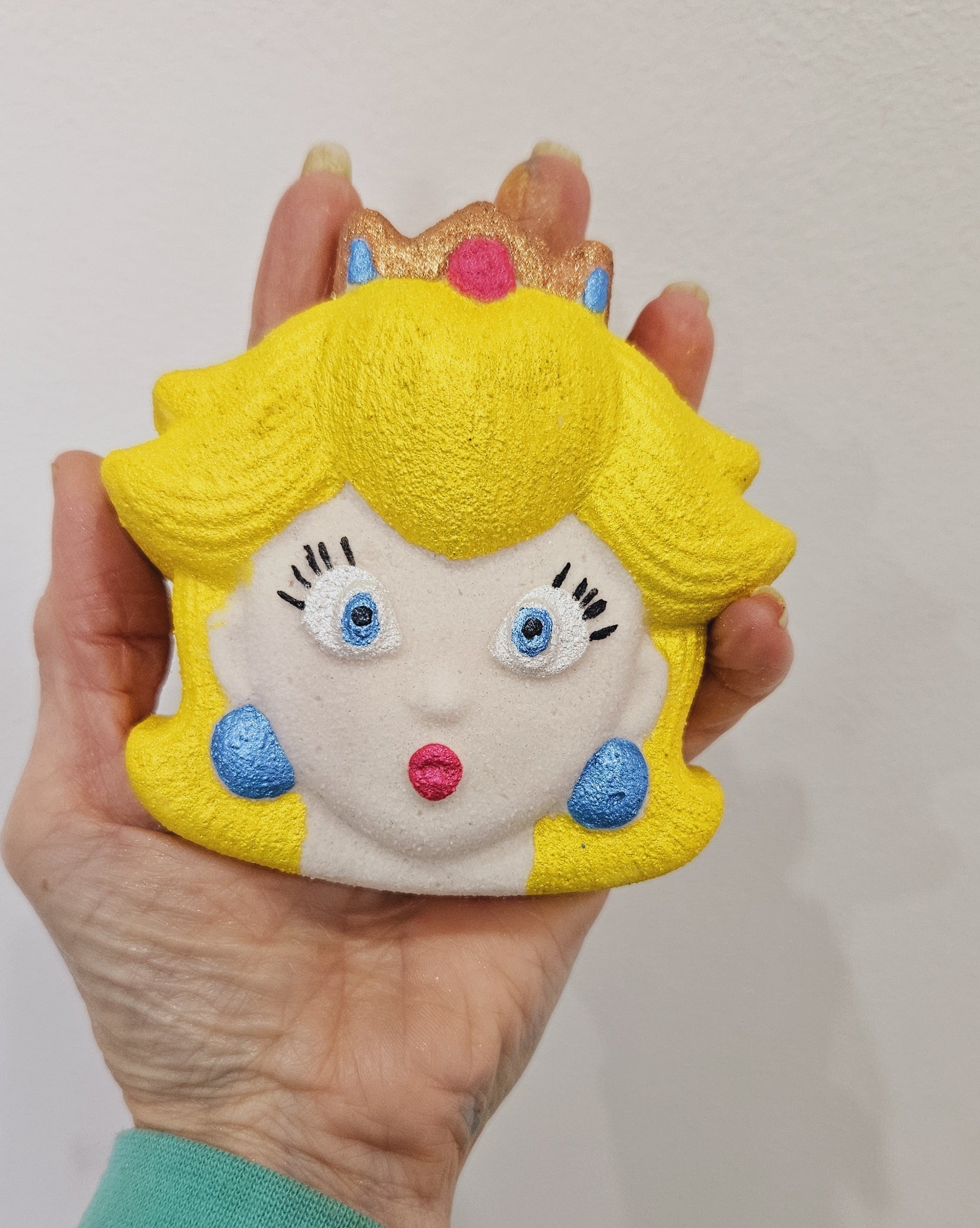 Princess Peachy Bath bomb