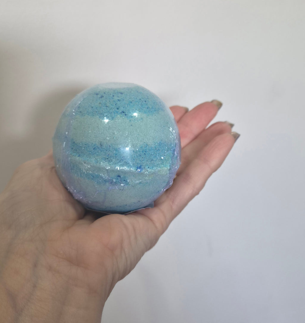 Ice Pixie Bath bomb
